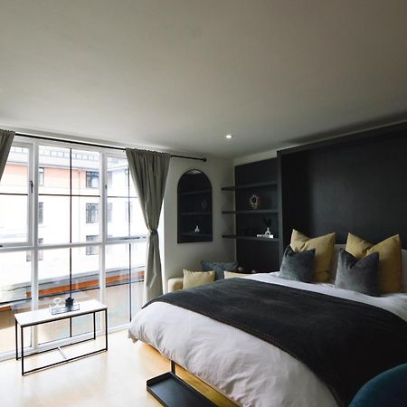 Cosy, Centrally Located Studio With Gated Parking! ลอฟเบอเรอ ภายนอก รูปภาพ