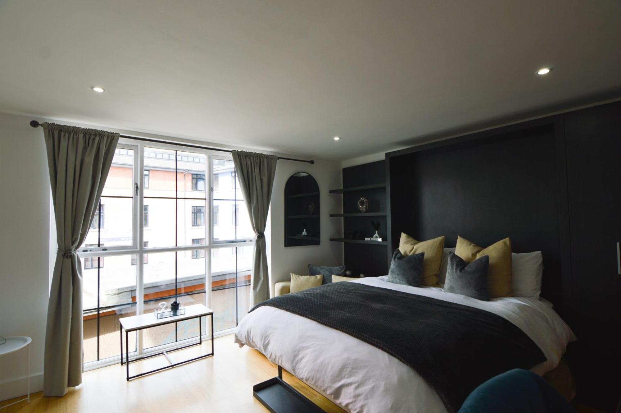 Cosy, Centrally Located Studio With Gated Parking! ลอฟเบอเรอ ภายนอก รูปภาพ